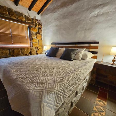 Cabanas Y Hostal Bonanza Mesa De Los Santos Los Santos  Eksteriør billede
