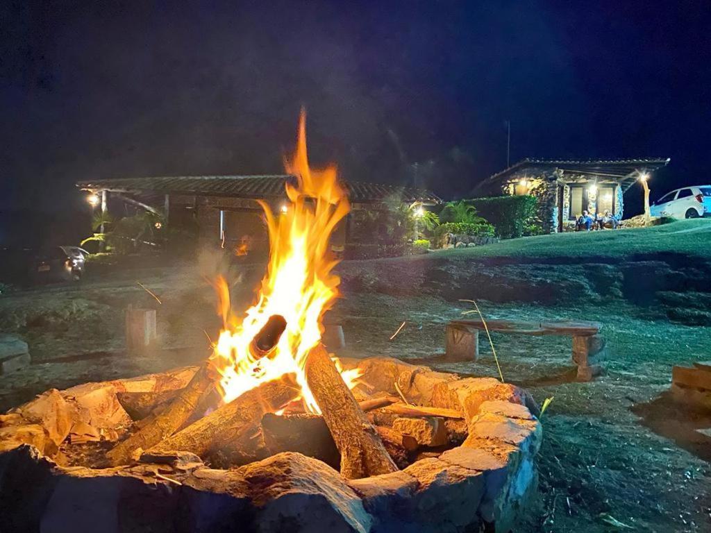 Cabanas Y Hostal Bonanza Mesa De Los Santos Los Santos  Eksteriør billede